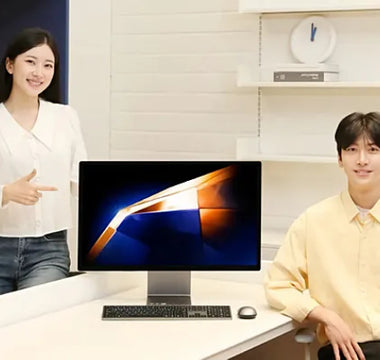 Samsung представила свой собственный вариант моноблочного компьютера, похожего на iMac, включая клавиатуру и мышь в комплекте